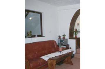 Romunija Chata Moeciu, Eksterier